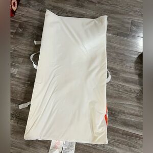 Munchkin changing pad